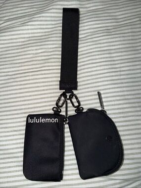 lululemon Black Dual Zipper Key Pouch Set
